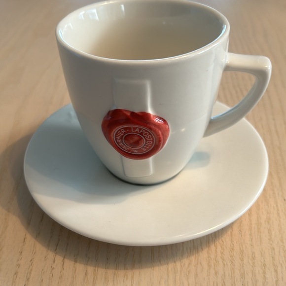 Grand Marnier Cup and Saucer - Picture 2 of 7